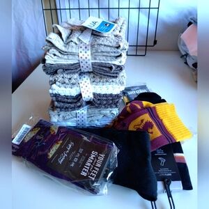 18 washcloths + 5 socks